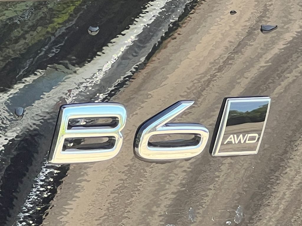 New 2026 Volvo XC90 B6 Plus w/ Protection Package Premier AWD/4WD image 12