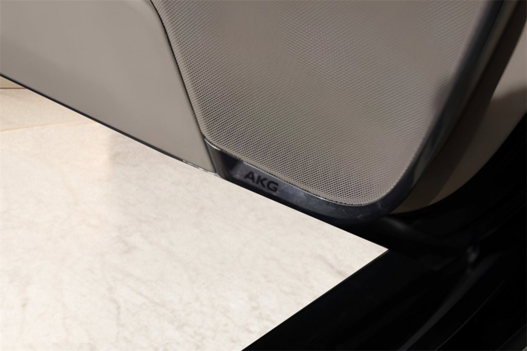 Certified 2024 Cadillac Escalade ESV Sport Platinum w/ LPO, Floor Liner Package image 23