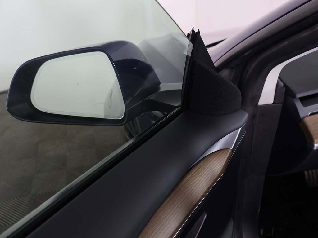 Used 2023 Tesla Model 3 Performance image 36