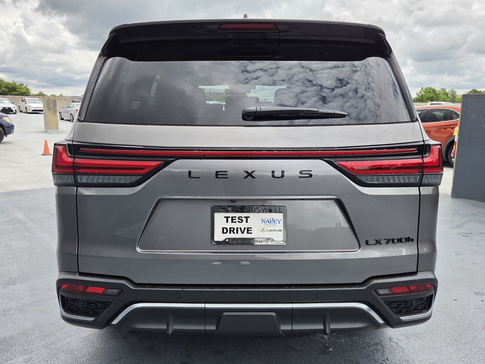 New 2026 Lexus LX 700h F Sport AWD/4WD image 4