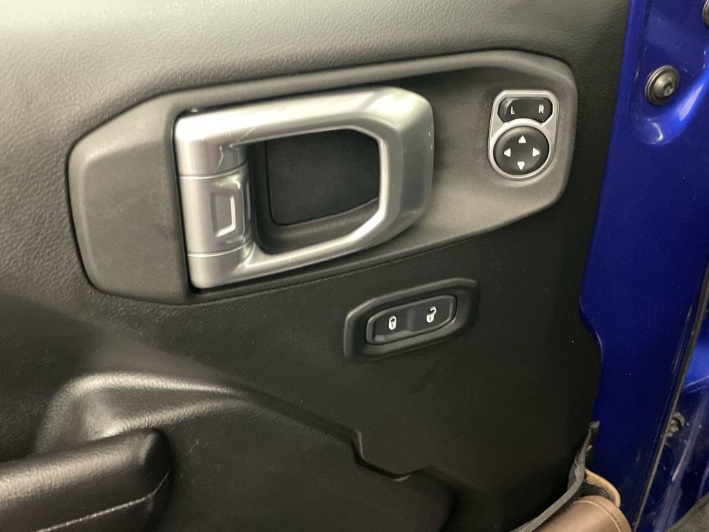 Used 2019 Jeep Wrangler Rubicon w/ LED Lighting Group AWD/4WD image 16
