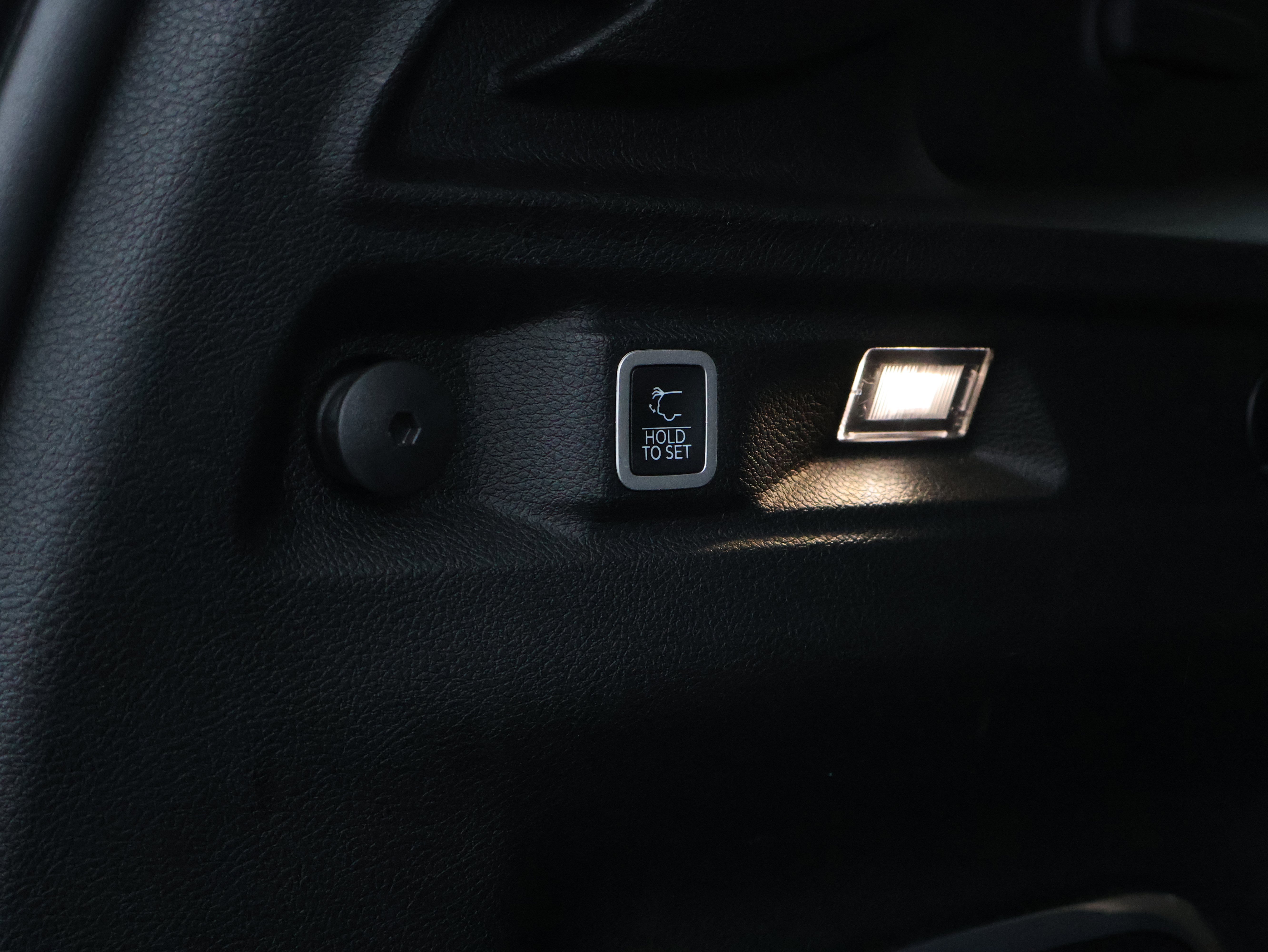 Used 2021 Jeep Grand Cherokee L Limited image 21