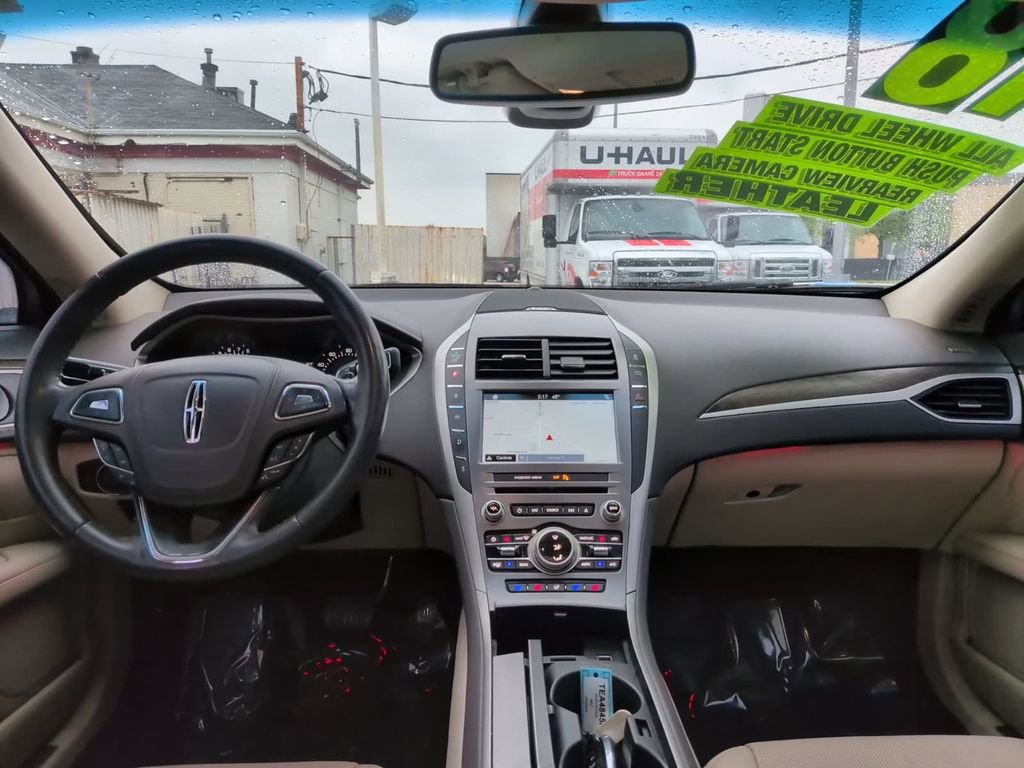 Used 2018 Lincoln MKZ Reserve w/ Climate Package AWD/4WD image 12