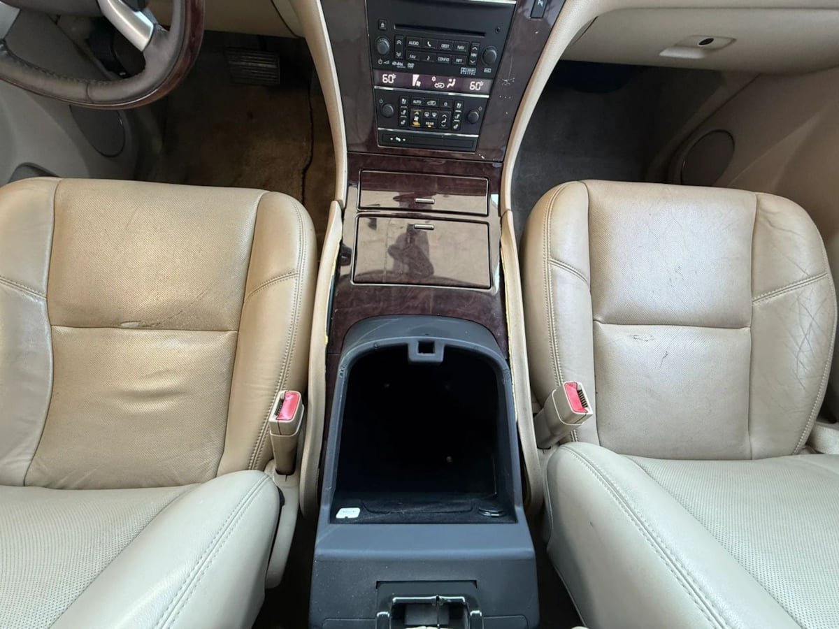 Used 2014 Cadillac Escalade Luxury AWD/4WD image 52