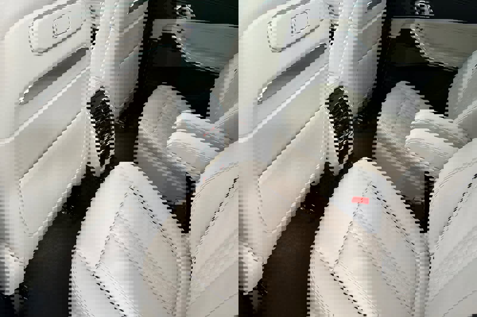 Used 2026 BMW X7 xDrive40i w/ M Sport Package image 4