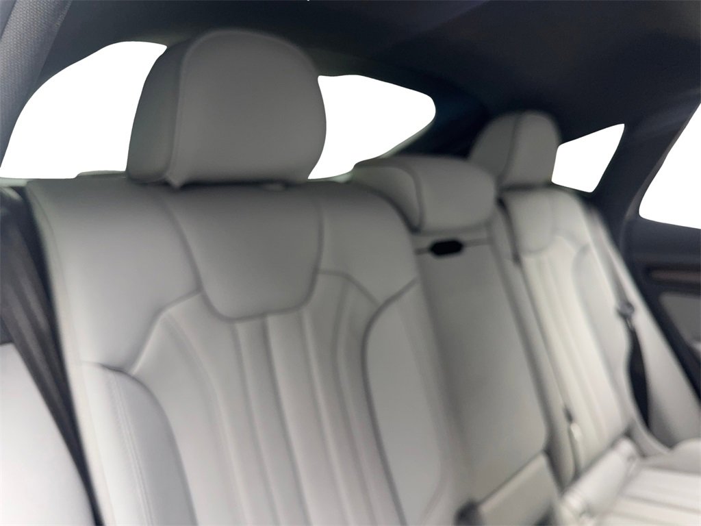Used 2022 Audi Q5 2.0T Premium w/ Convenience Package image 41