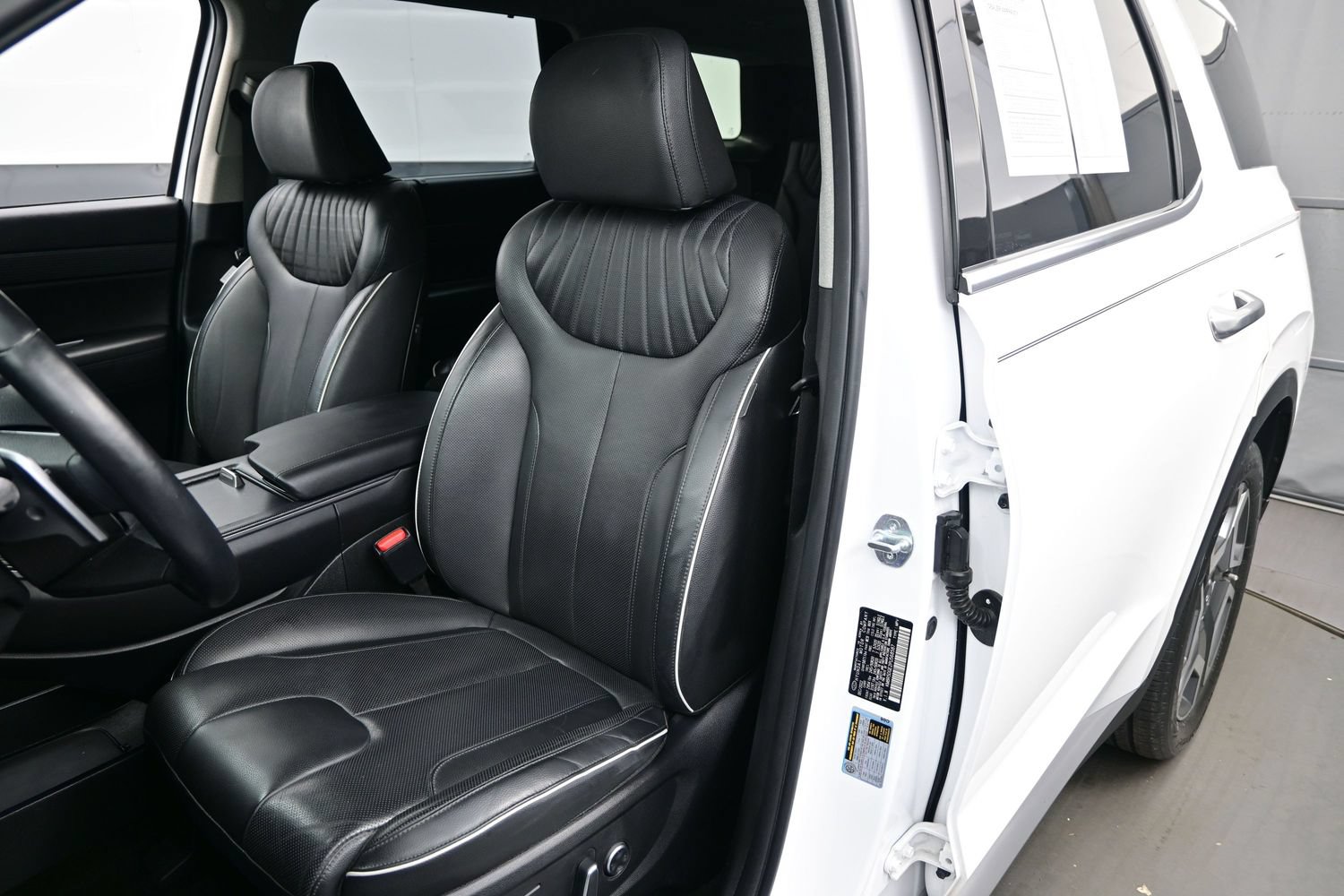 Certified 2023 Hyundai Palisade Limited AWD/4WD image 12