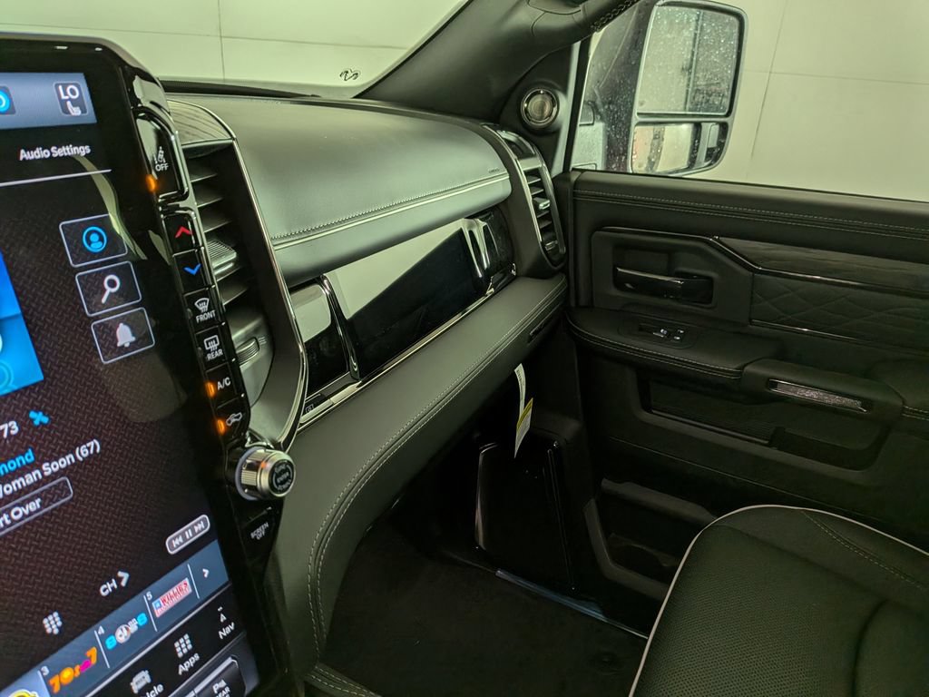 New 2026 RAM 2500 Limited AWD/4WD image 25