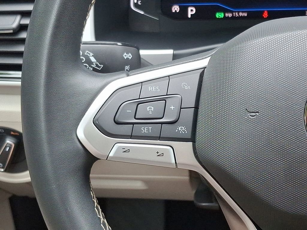 Used 2021 Volkswagen Atlas SEL image 25