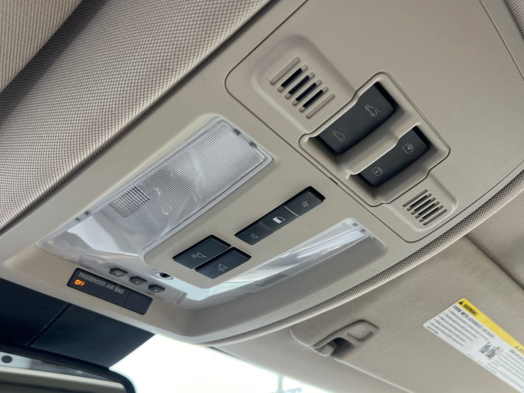 Used 2011 Cadillac SRX Performance FWD image 40