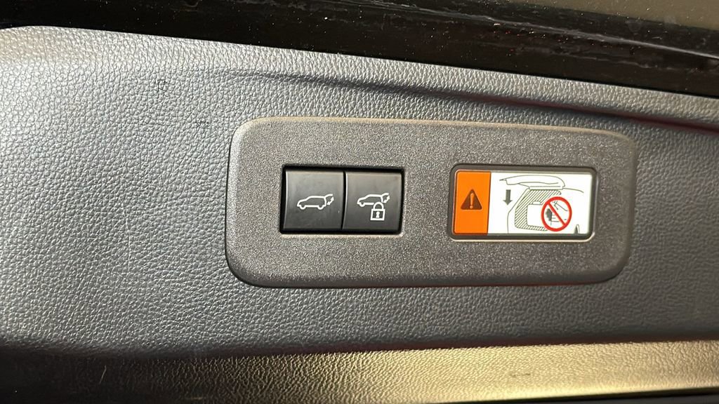 Certified 2024 Lexus GX 550 w/ Accessory Package (Z1) image 16