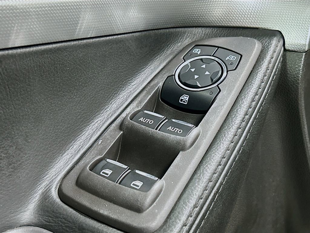 Used 2014 Ford Explorer XLT w/ Equipment Group 202A image 16