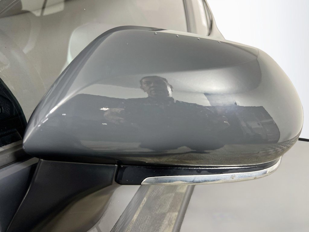 Used 2025 Toyota Camry SE FWD image 10