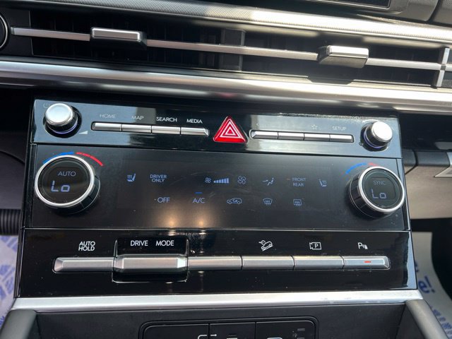 Used 2026 Hyundai Santa Fe SEL FWD image 21