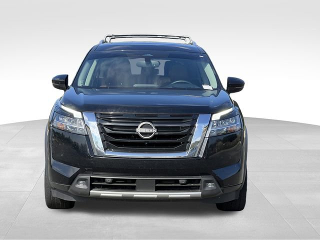 Used 2022 Nissan Pathfinder Platinum w/ Cargo Package image 8