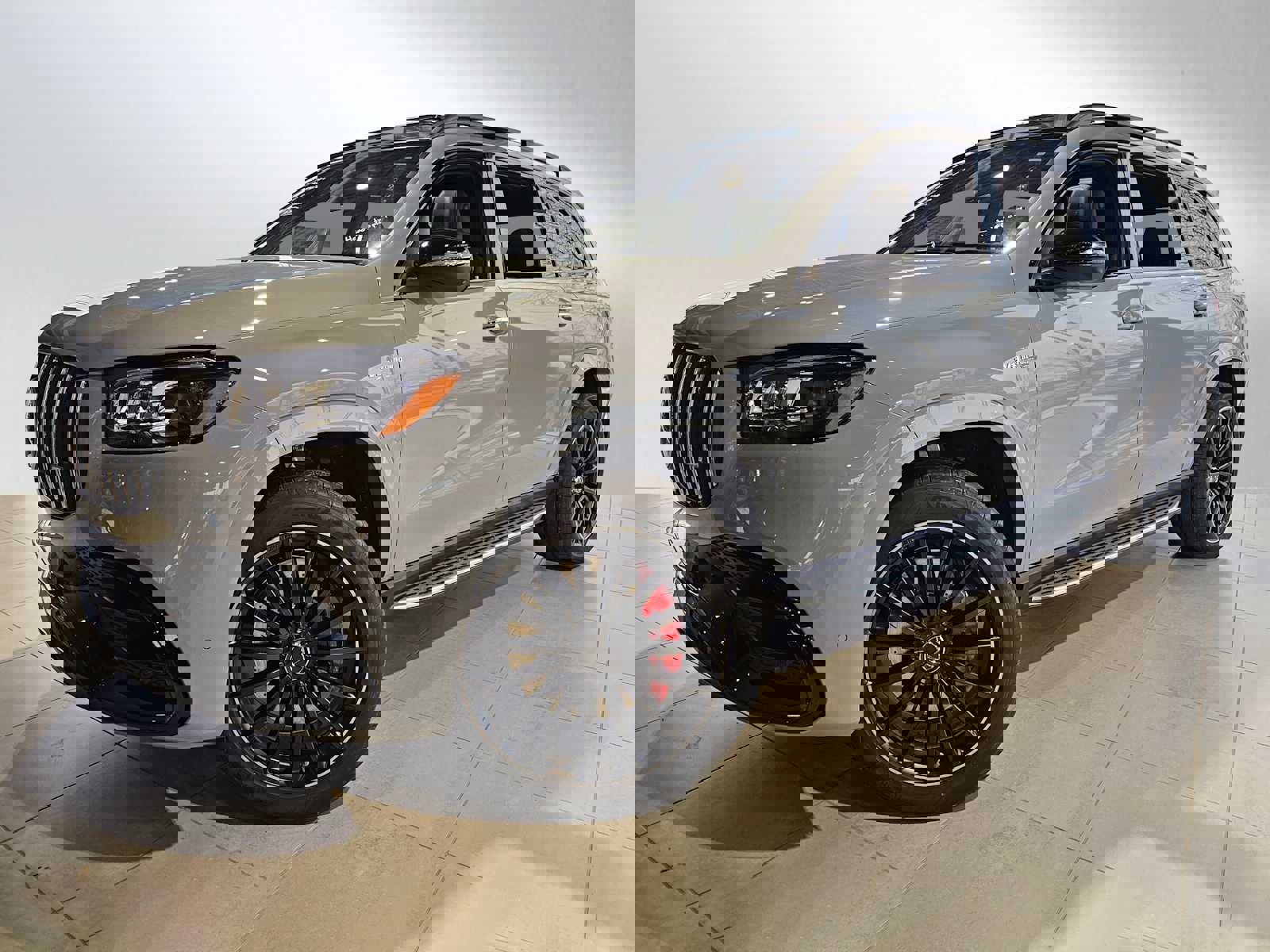 Used 2025 Mercedes-Benz GLS 63 AMG 4MATIC image 2