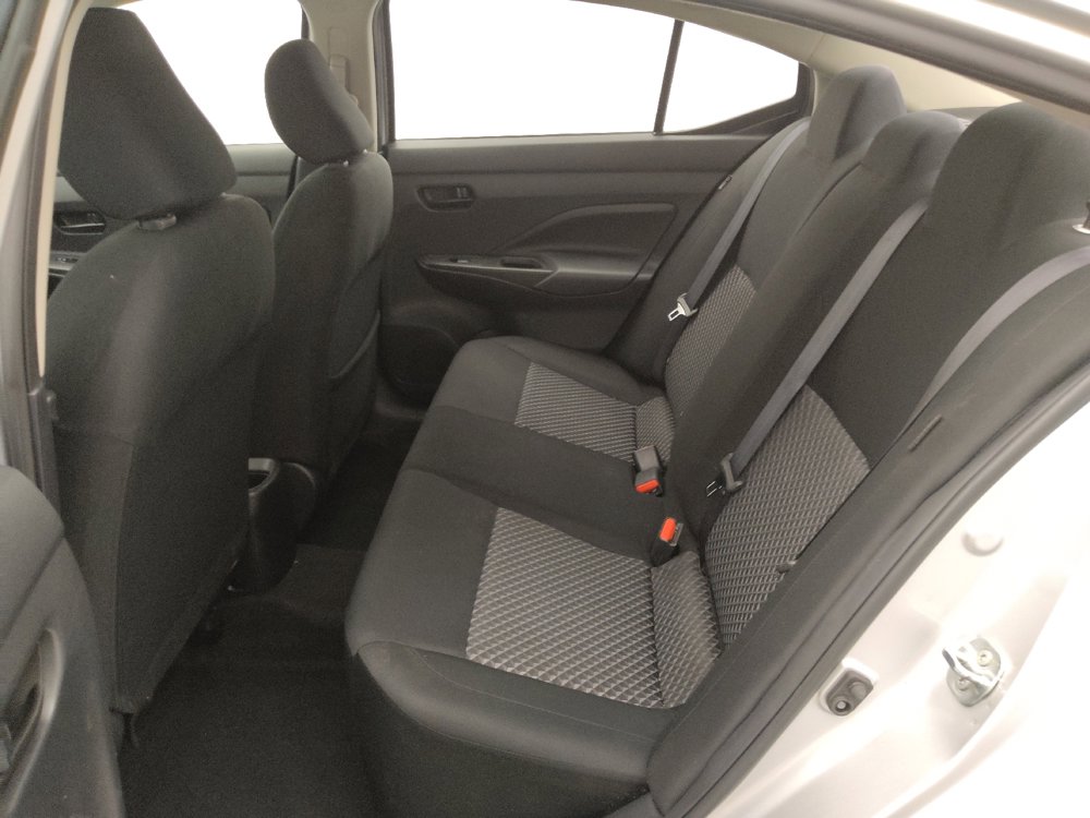 Used 2022 Nissan Versa S FWD image 18