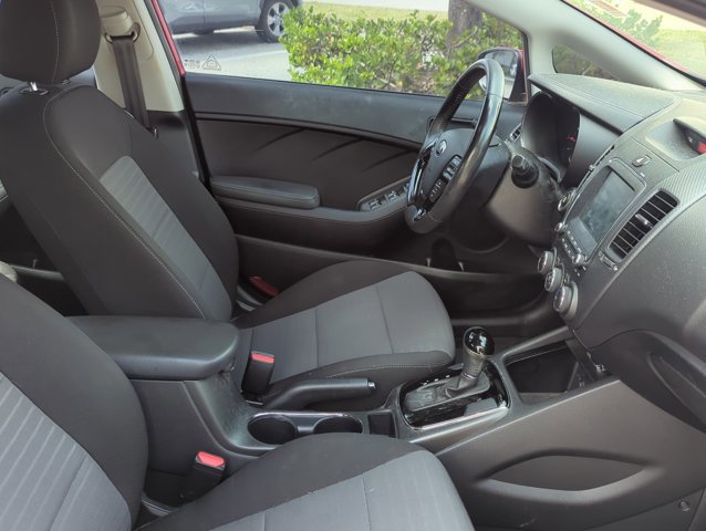 Used 2018 Kia Forte S w/ S Technology Plus Package image 25