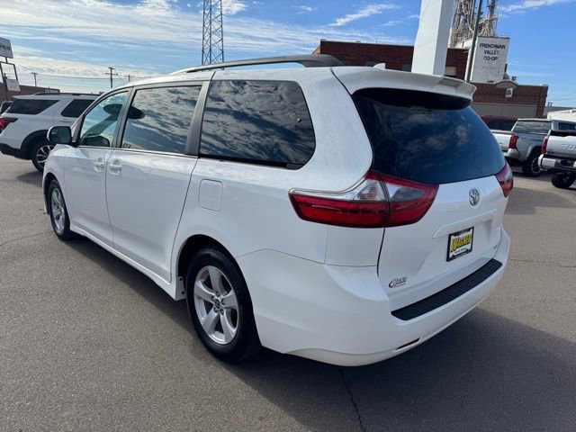Used 2020 Toyota Sienna LE FWD image 5