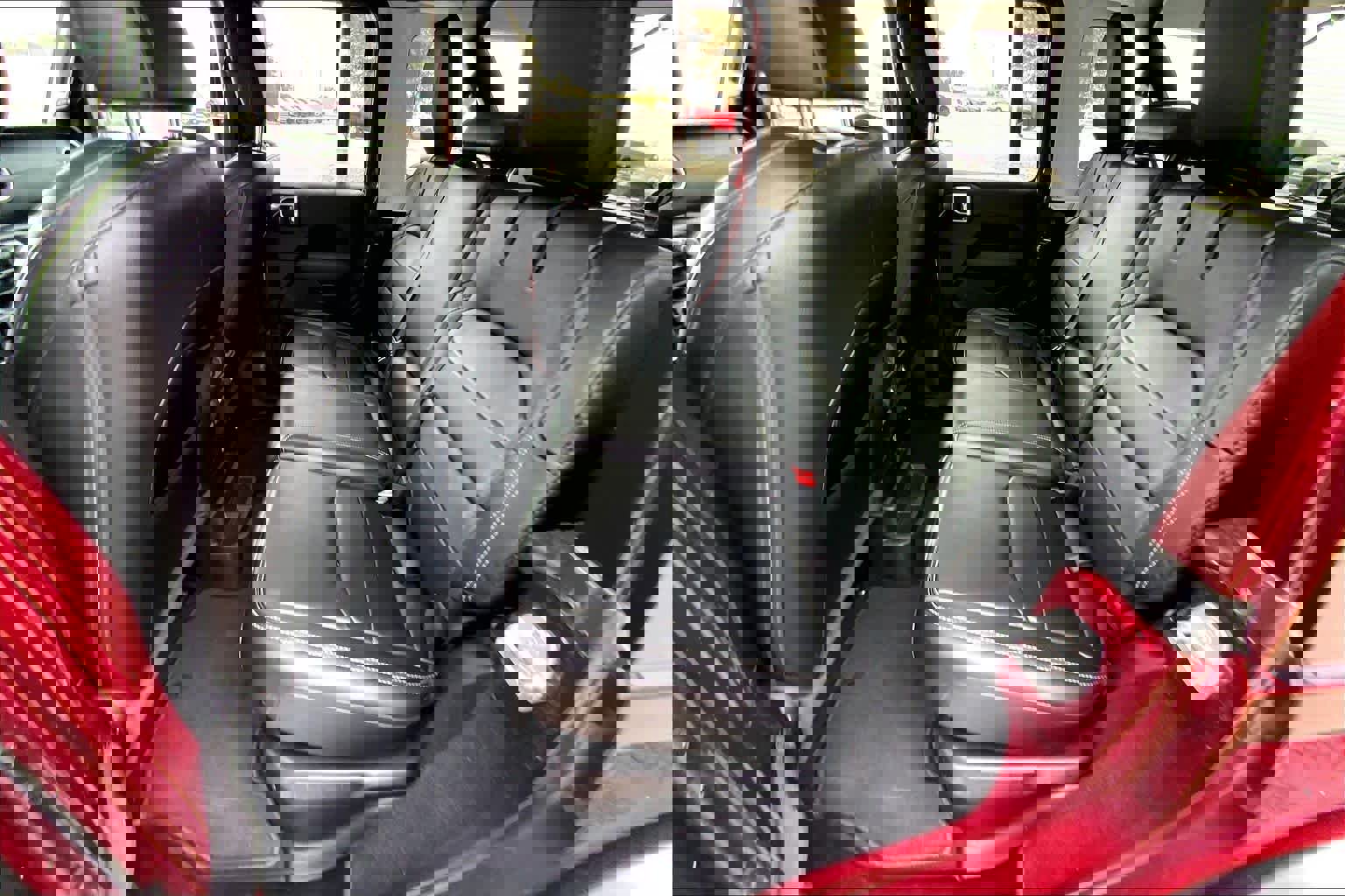 Used 2021 Jeep Wrangler Unlimited Sahara w/ Cold Weather Group image 20