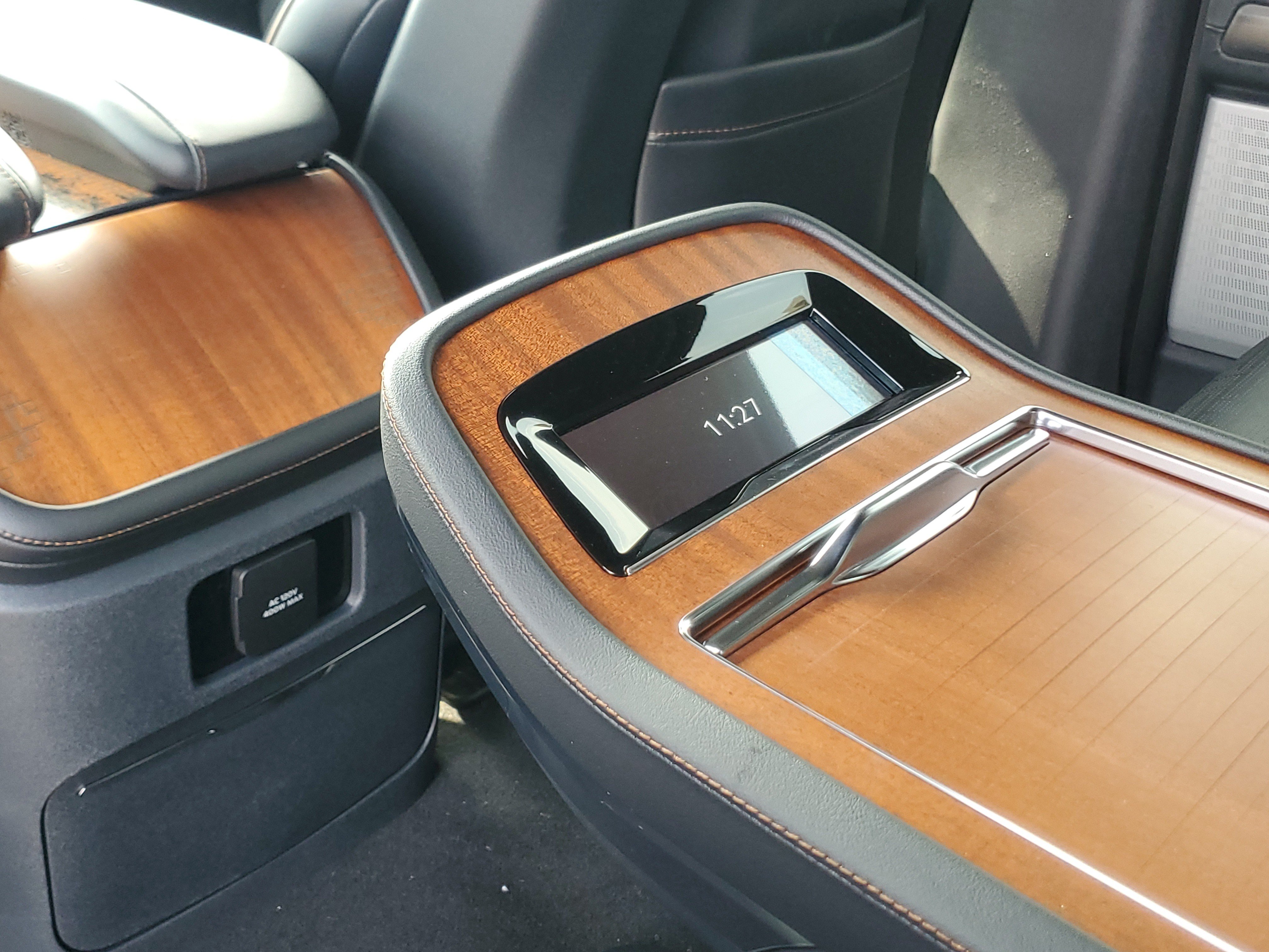 New 2027 Lincoln Navigator Black Label AWD/4WD image 29