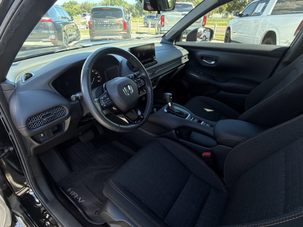 Used 2024 Honda HR-V Sport image 22