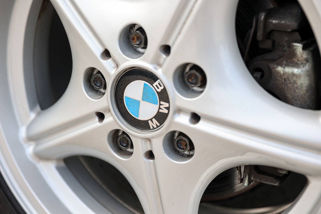 Used 1996 BMW Z3 1.9 RWD image 32
