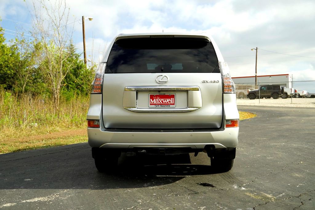 Used 2017 Lexus GX 460 image 7
