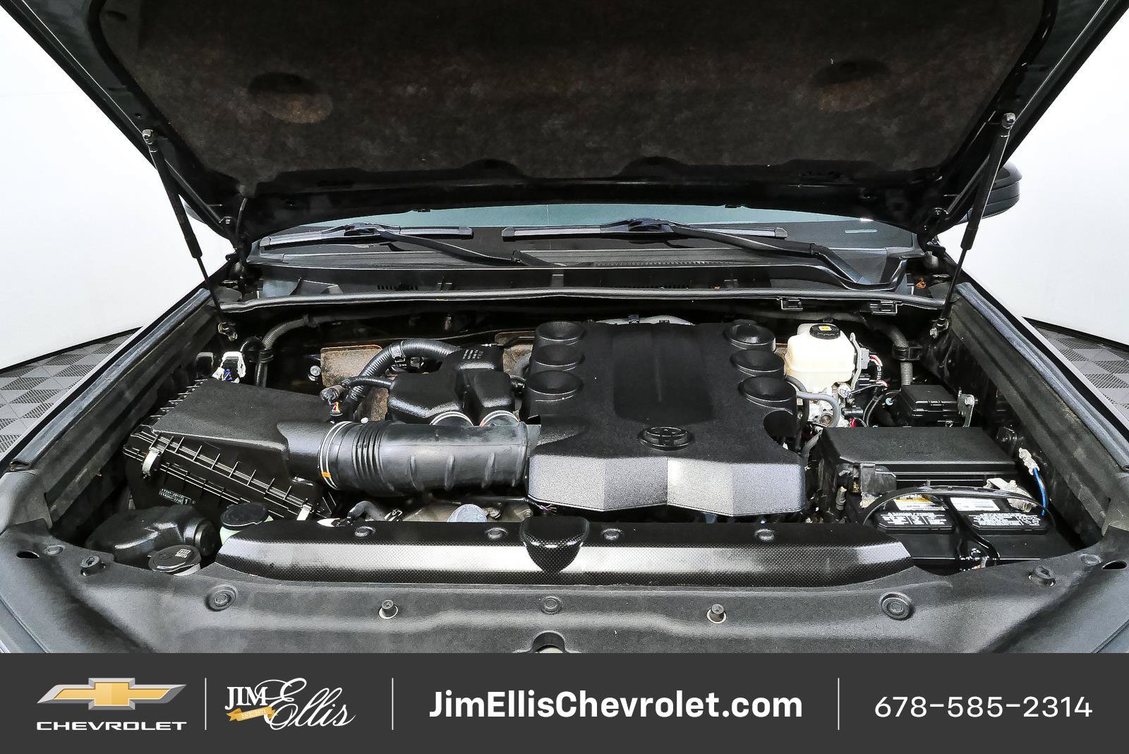 Used 2021 Toyota 4Runner SR5 AWD/4WD image 31