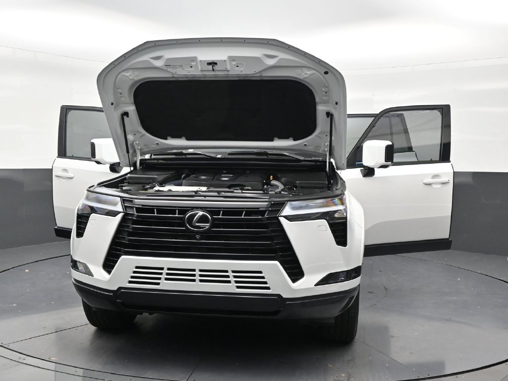 Used 2024 Lexus GX 550 w/ Cold Area Package AWD/4WD image 33