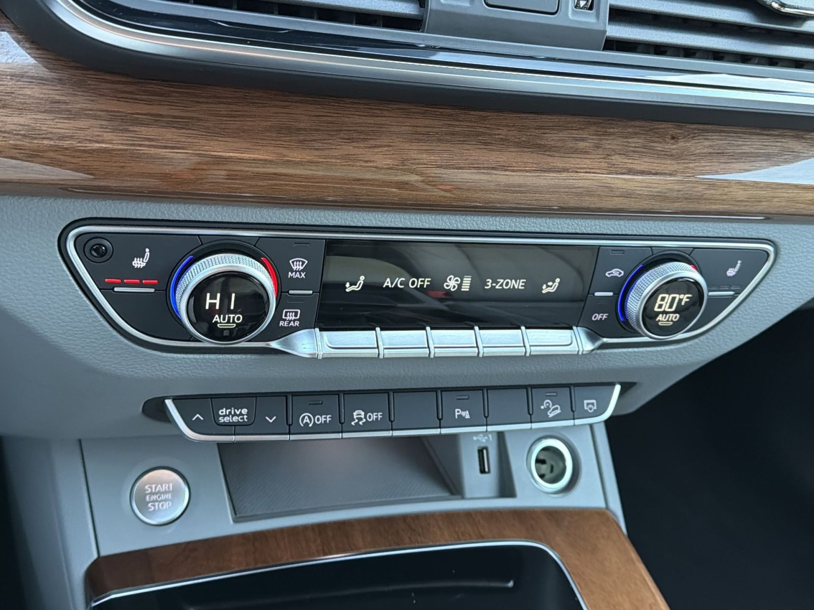 Used 2022 Audi Q5 2.0T Premium w/ Convenience Package image 20