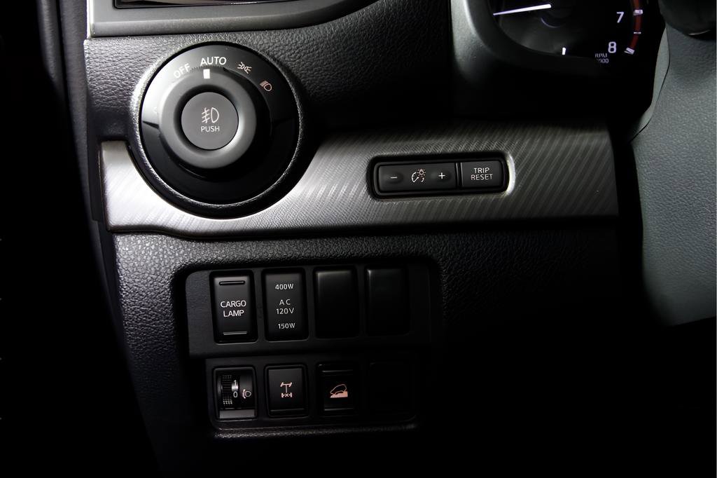 Used 2024 Nissan Titan PRO-4X w/ Off Road Protection Package image 35