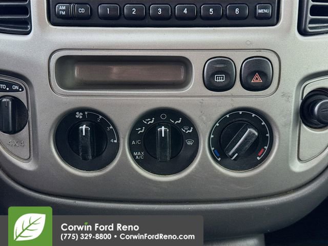 Used 2003 Ford Escape XLT image 14