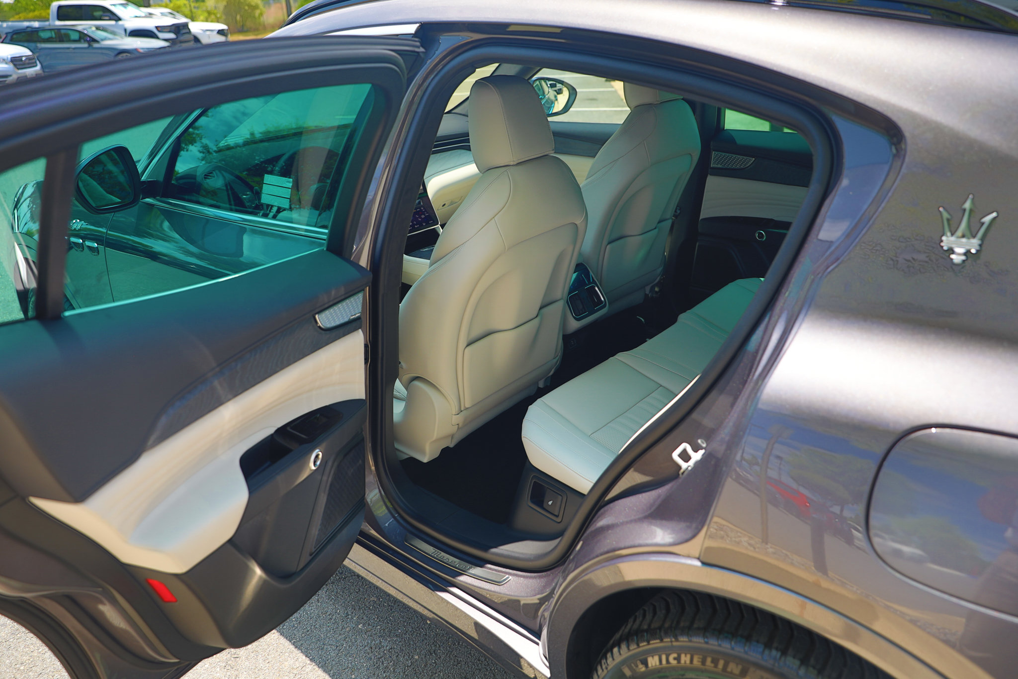 Used 2024 Maserati Grecale GT AWD/4WD image 31