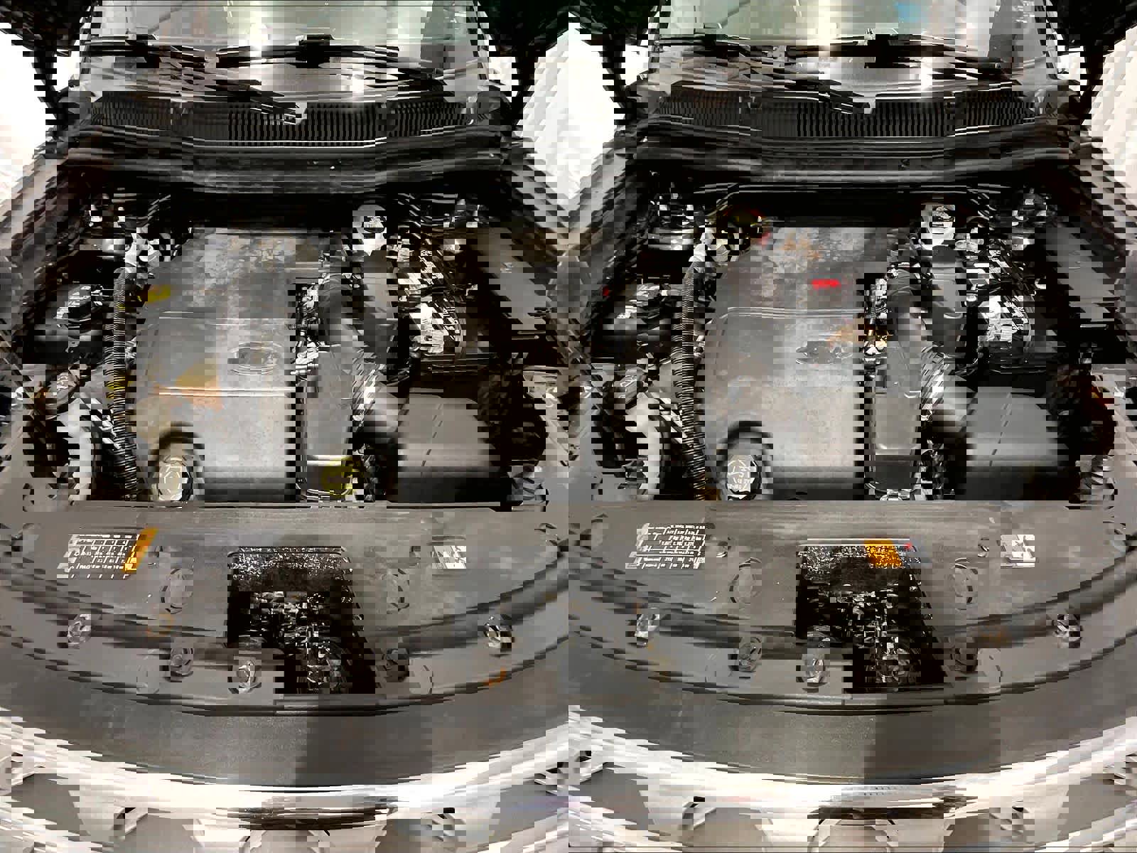 Used 2017 Ford Explorer XLT w/ Equipment Group 202A AWD/4WD image 31