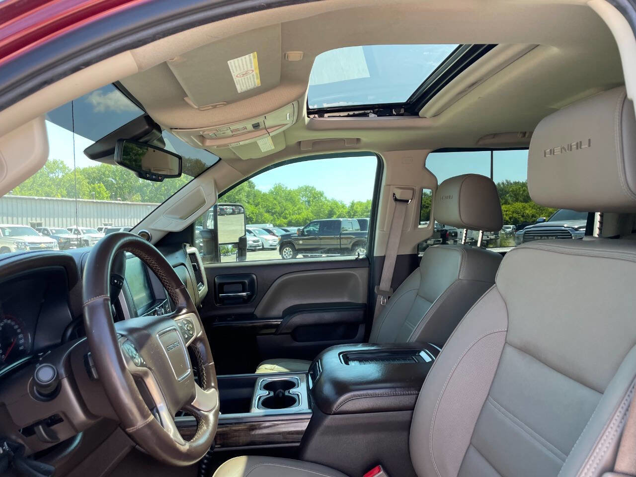 Used 2016 GMC Sierra 2500 Denali w/ Duramax Plus Package image 20