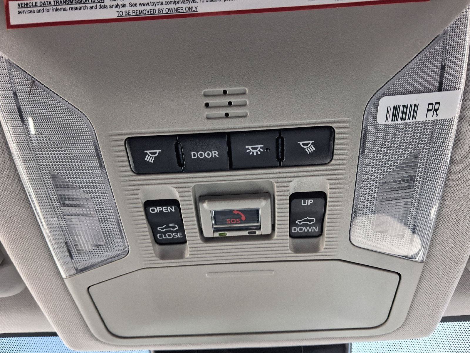 Used 2021 Toyota RAV4 XLE w/ Convenience Package AWD/4WD image 30
