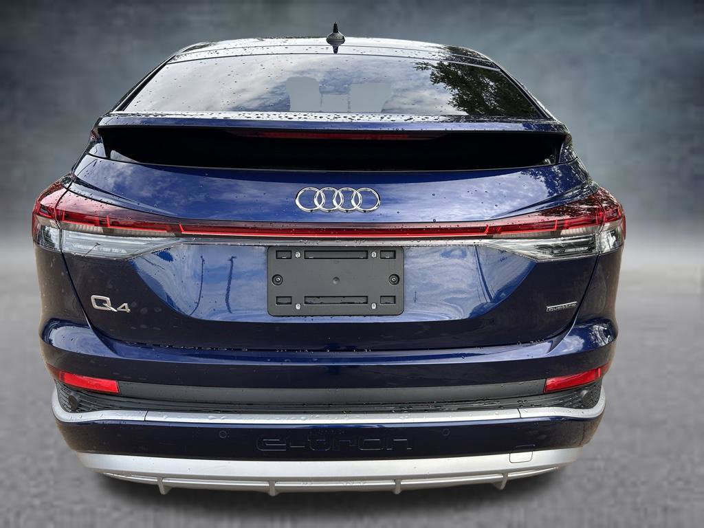 Used 2023 Audi Q4 e-tron Prestige AWD/4WD image 5