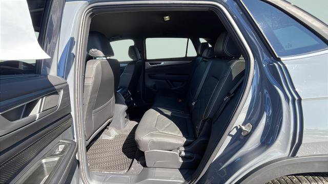 New 2026 Volkswagen Atlas Cross Sport SE AWD/4WD image 21