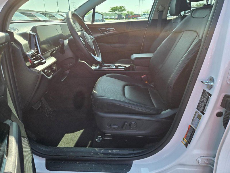 Used 2023 Kia Sportage EX FWD image 16