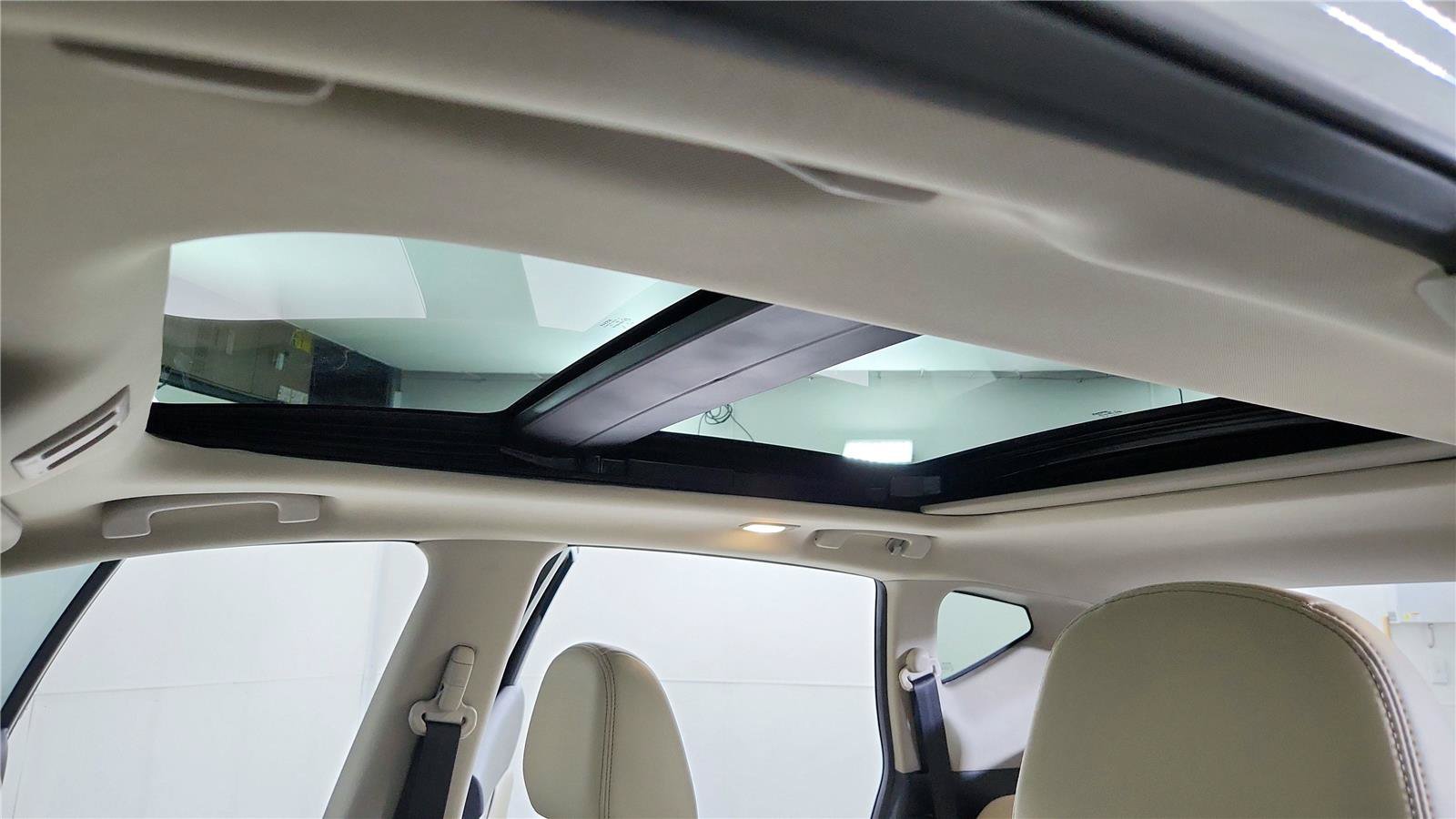 Used 2023 Nissan Murano Platinum w/ Cargo Package FWD image 19