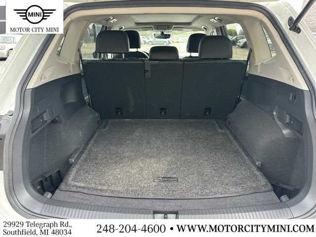 Used 2021 Volkswagen Tiguan SE w/ Panoramic Sunroof Package AWD/4WD image 13