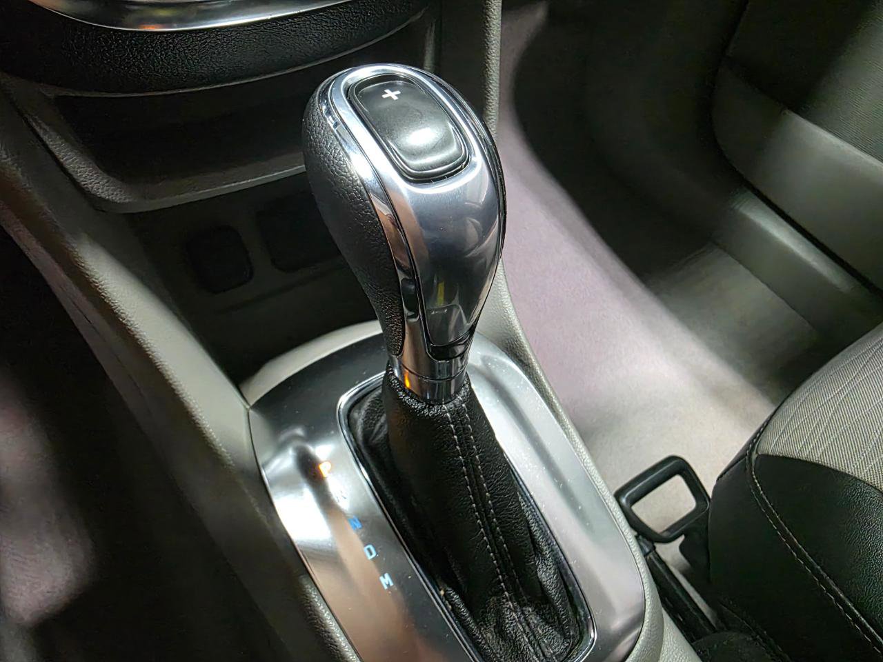 Used 2016 Buick Encore FWD image 33