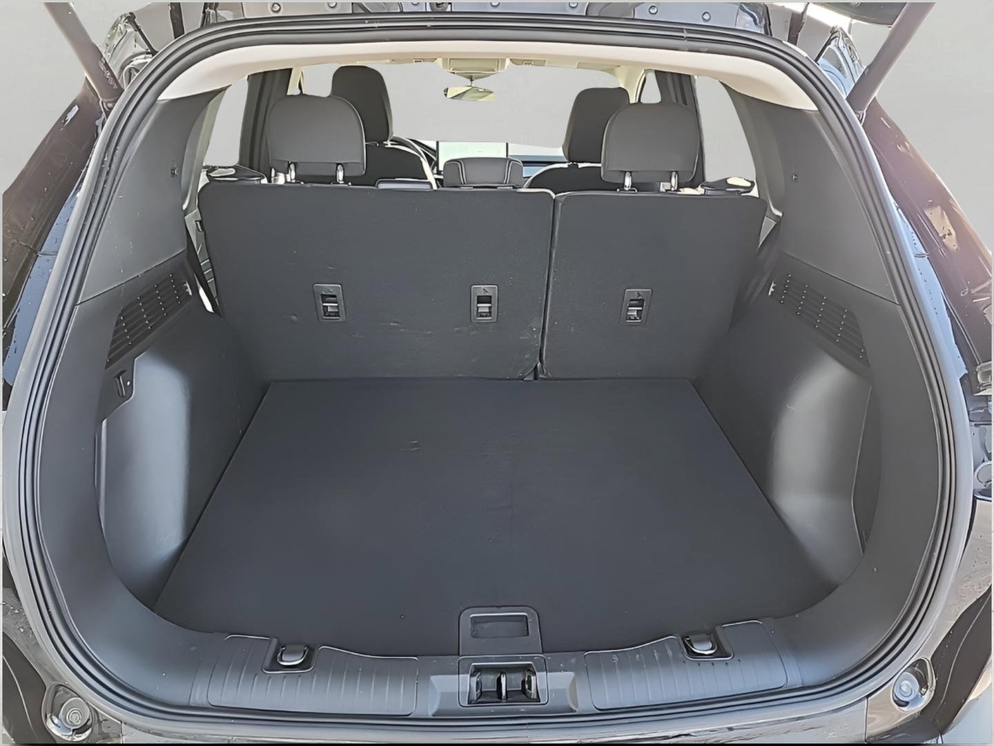 Certified 2023 Ford Escape Active w/ Tech Pack #2 image 10