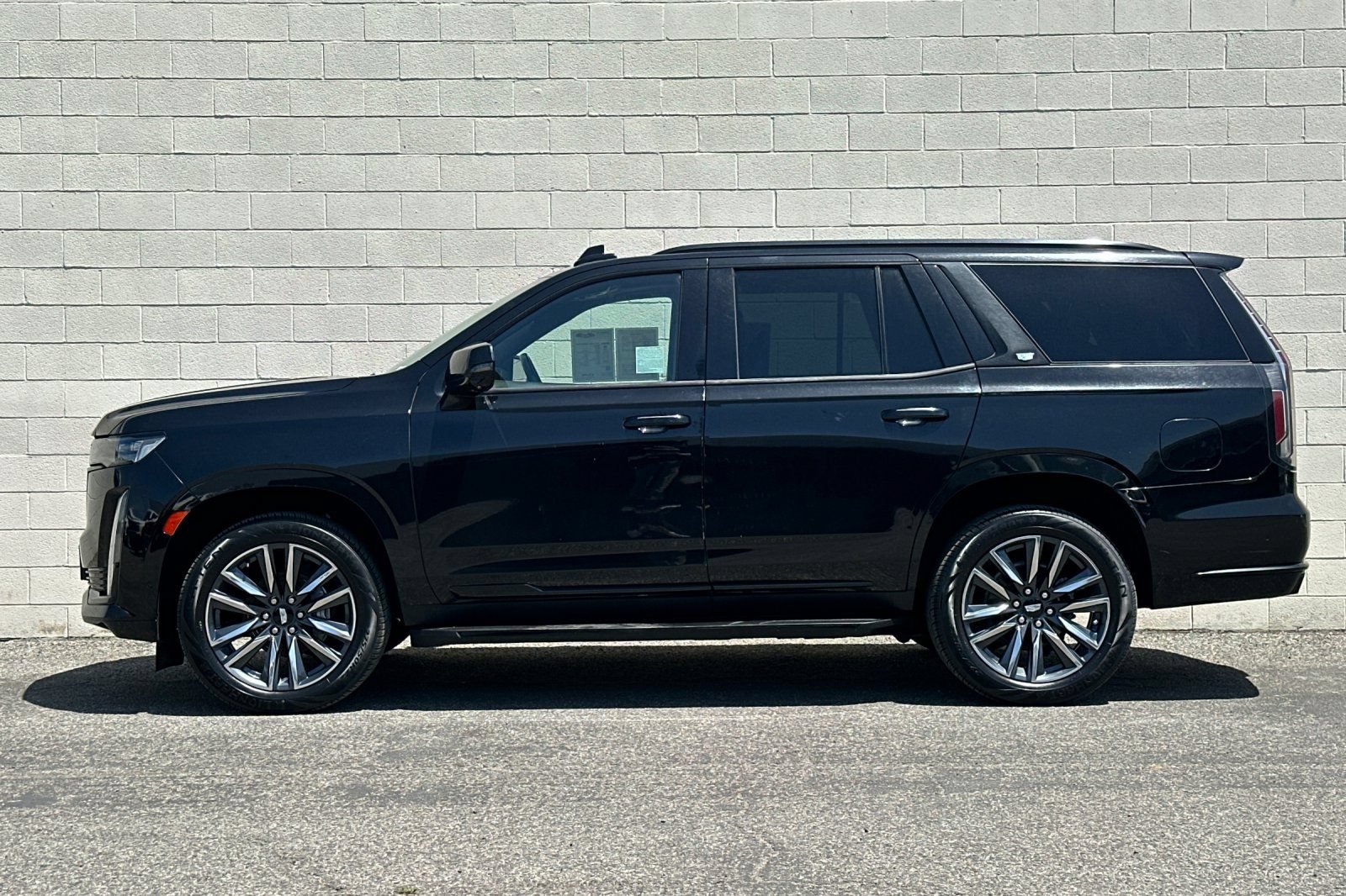 Certified 2023 Cadillac Escalade Sport AWD/4WD image 7