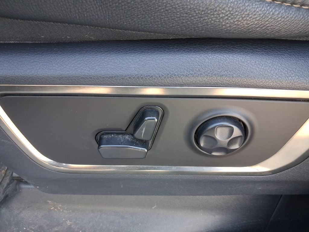 Used 2019 RAM 1500 Limited RWD image 18