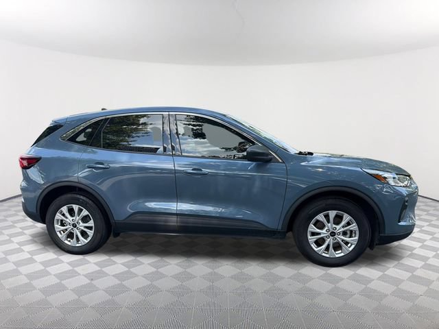 Used 2024 Ford Escape Active w/ Cold Weather Package FWD image 4