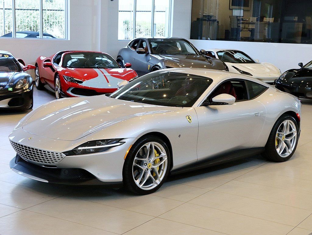 Certified 2021 Ferrari Roma image 30