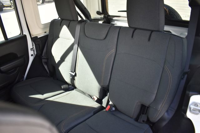 Used 2024 Jeep Wrangler Sport S image 19