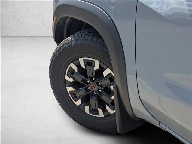 Used 2024 Nissan Frontier Pro-X image 7